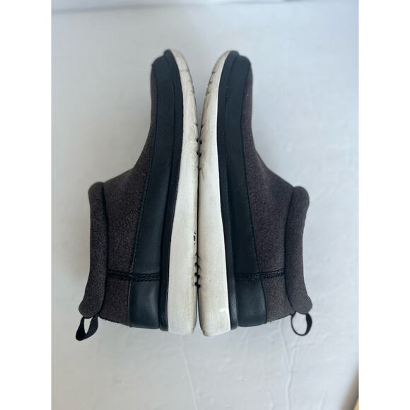 UGG Riviera Women’s Slip On Gray Black White Comfort
 Low Top Sneaker Shoes 7.5 - Picture 9 of 11